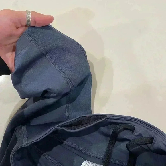 Nike Dri Fit Cropped Activewear Leggings Blue Womens Size Medium Running MeshLeg - Picture 10 of 10